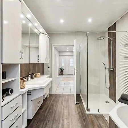 Pet Friendly In With House A Panoramic View Feriehus *