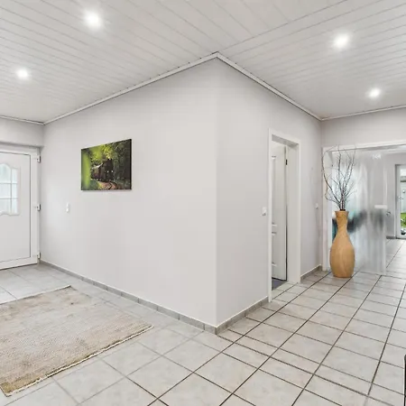 Pet Friendly In With House A Panoramic View Holiday home *