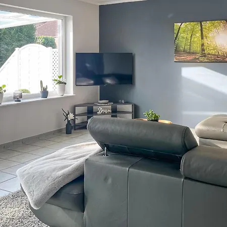 Pet Friendly In With House A Panoramic View